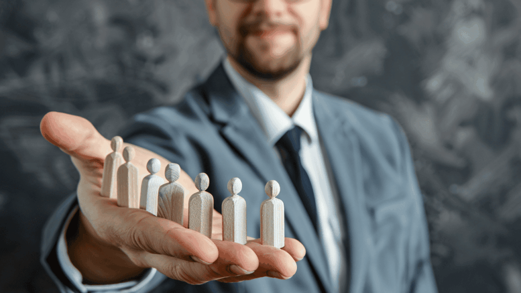 スタッフ 定着率